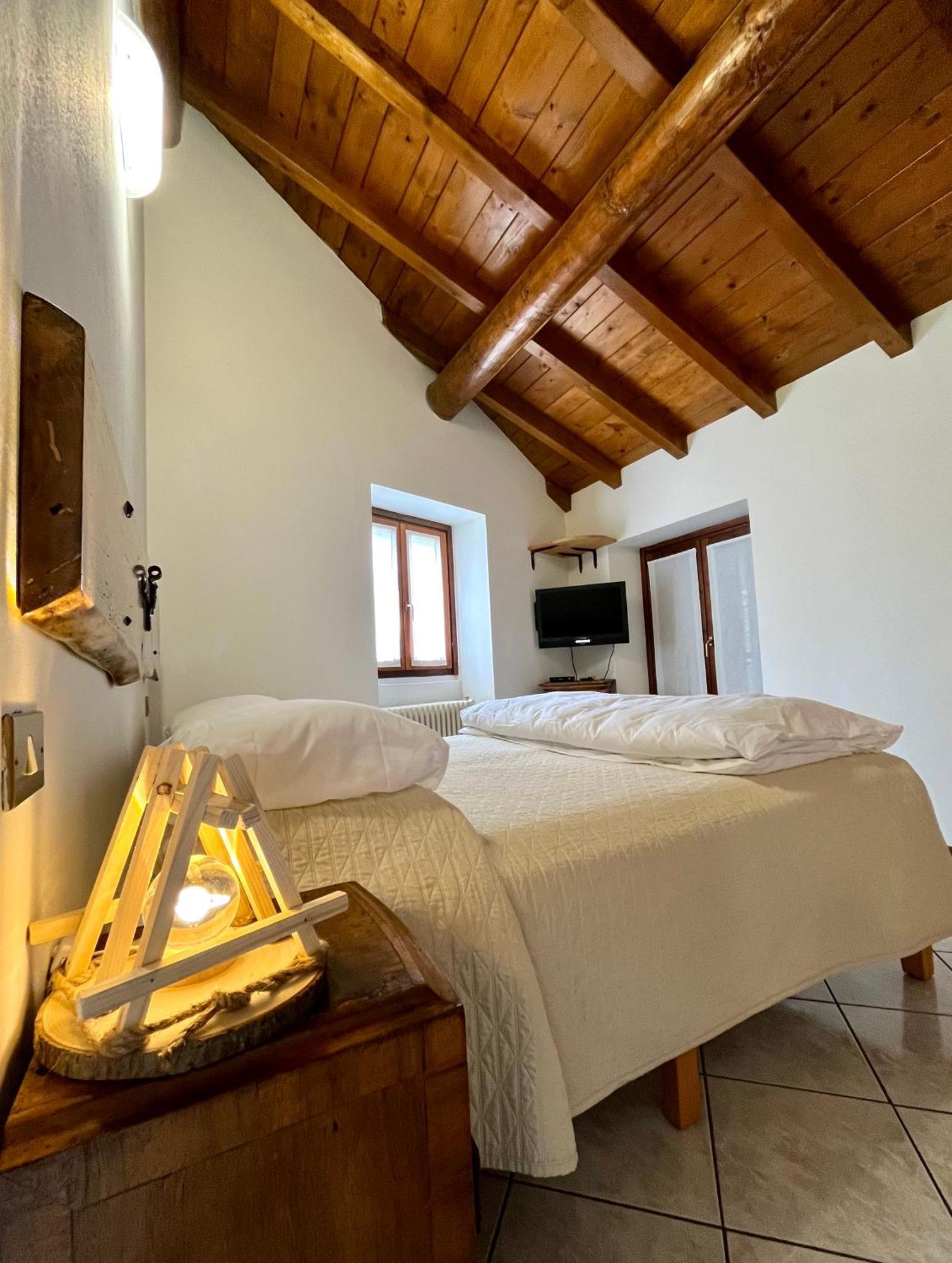 Agriturismo La Vecchia Chioderia Grandola ed Uniti Exteriér fotografie